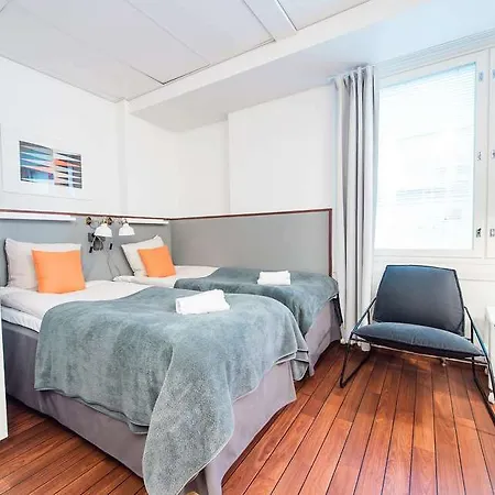 Отель Forenom Aphtl Helsinki City *